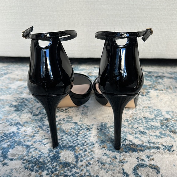 Stuart Weitzman heels - Picture 4 of 5